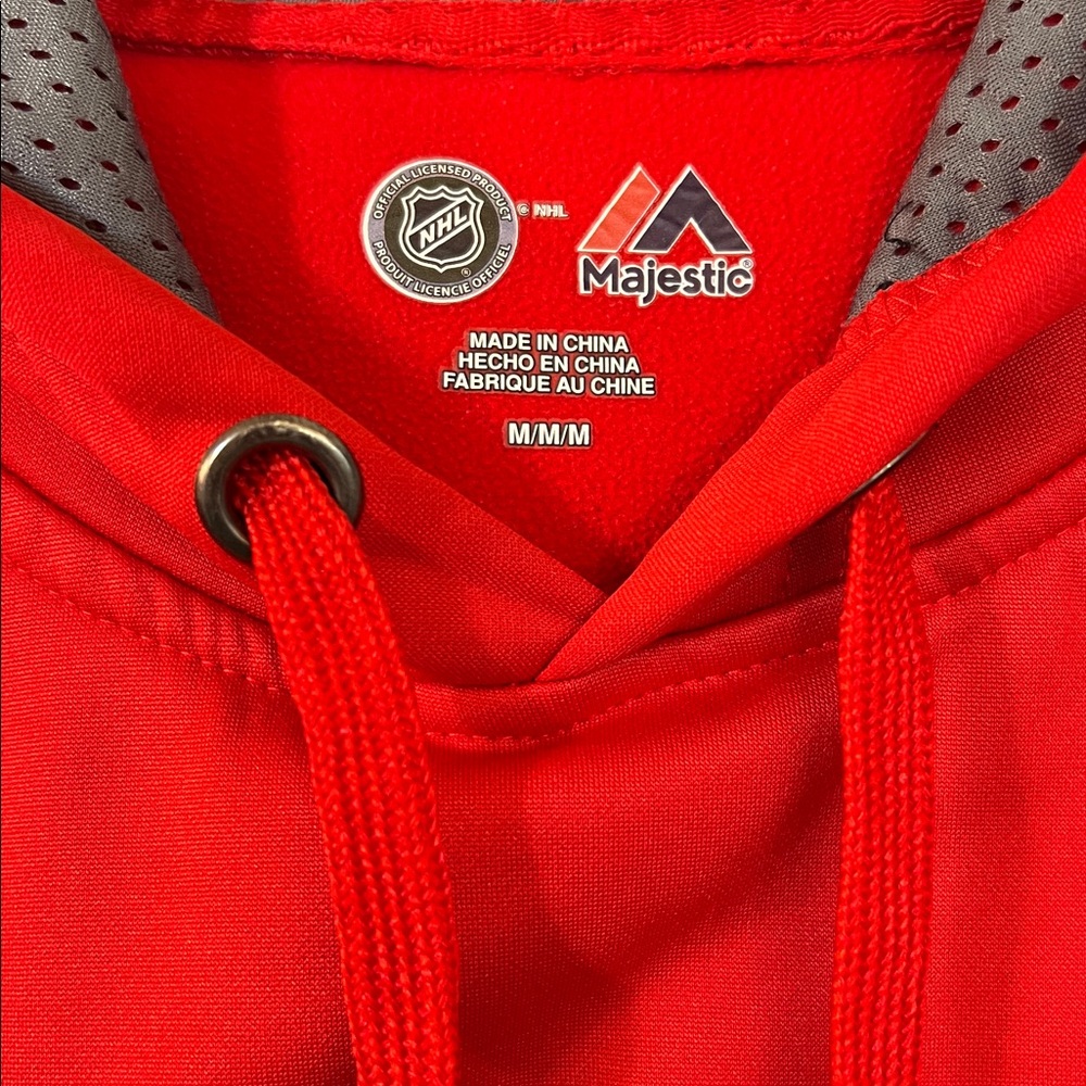 Mens Majestic Chicago Blackhawk's hoodie,  performance,  excellent condition - Picture 2 of 3